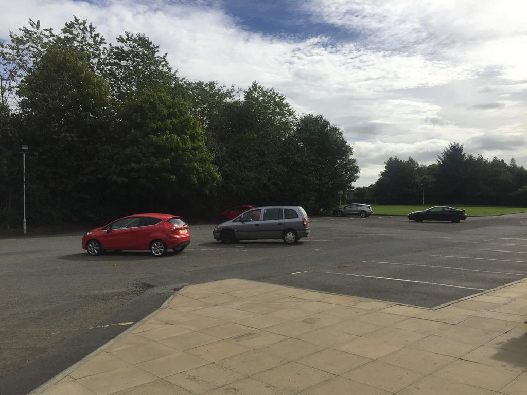 The Gilvenbank Hotel Glenrothes Exterior foto